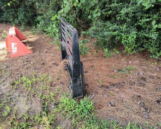 Forks attachment for tractor