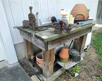 Large outside work / potting bench