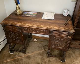 1940’s Lincoln Brand Desk