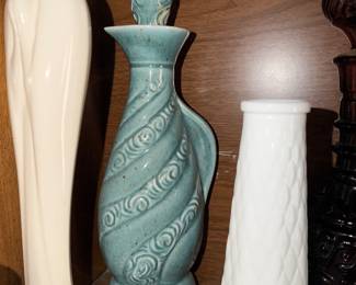 1966 Jim Beam Turquoise Pottery Collectible Decanter Bonded Beam