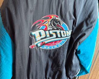 Vintage Detroit Pistons Reversible Pro Player NBA Puffer Jacket 90's