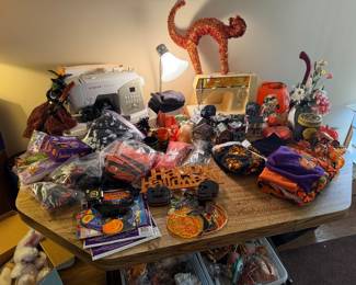 Various Halloween decor