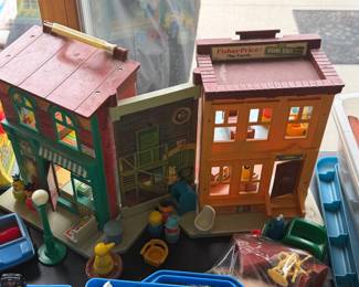 Fisher-Price Sesame Street #938 Little People Play Family Set 1970’s