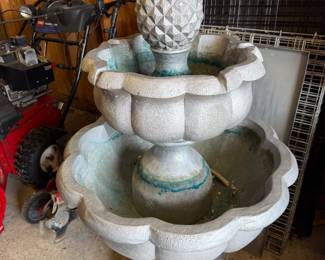 Outdoor water fountain