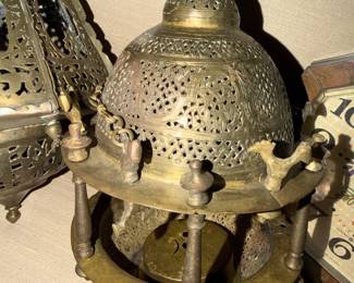 ANTIQUE BRASS ISLAMIC/ PERSIAN RED GLASS FACETED JEWELS BIRDS LAMP/ LANTERN