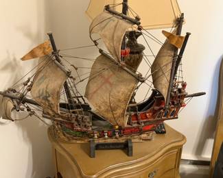 Antique Santa Rogge 1600 Spanish Naval War Ship Model