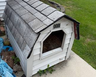 Doghouse