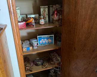 Various Housewares
