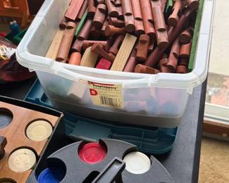 Vintage Lincoln Logs