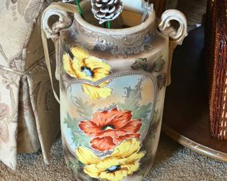 Vintage Asian Umbrella Holder