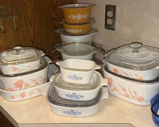 Corning Ware Peach Floral Set of Casseroles Plus Corning Ware Blue Cornflower Casserole Set