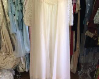 one of many many 1960s “chiffon” style lingerie examples. Studio room.