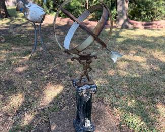 Vintage Armillary Sundial Spher (Very Heavy Bring Help to Move it)