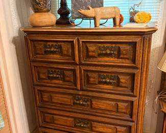 MCM Dresser