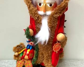 Steinbach Old Santa S1661 Nutcracker