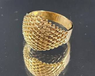  01 14K Gold Basketweave Dome Ring