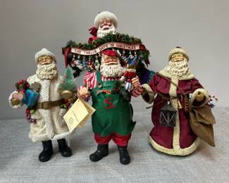 4 Santa Claus Figurines, Clothtique Possible Dreams  KSA Fabriche Collectibles