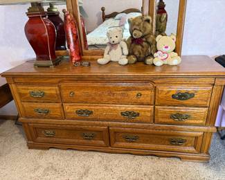 Broyhill Dresser with Mirror 