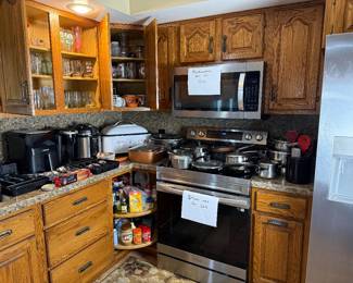 Tons of kitchen essentials!