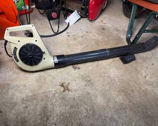 Corded electric Craftsman two-speed power leaf blower