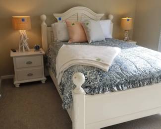 Queen bed