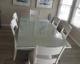 Dining set seats 6