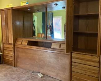 Vanity Dresser