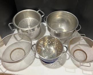 Drain And Strain Kitchen