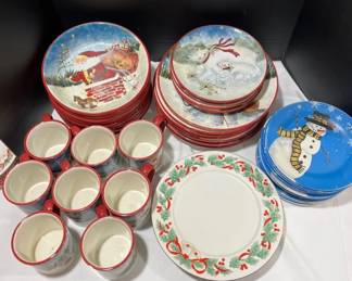 Holiday Dish Set