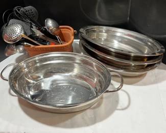 Chaffing Dishes And Utensils