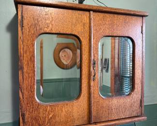 Oak wall cabinet 