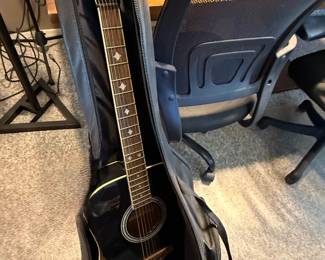 Acoustic electric guitar 