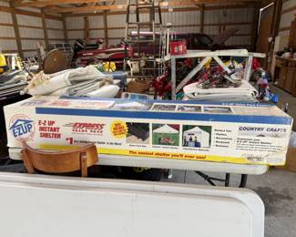 E-Z UP Instant Shelter 