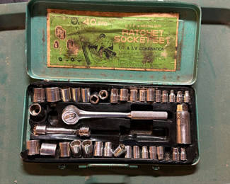 Lot 44: Ratchet Set