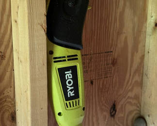 Lot 60: Ryobi Tree Trimmer