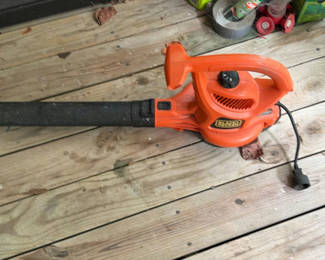 Lot 54: Black & Decker Cord Blower