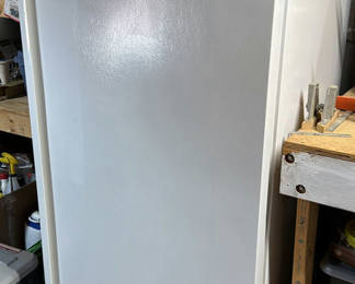 Lot 2: Full-size Freezer