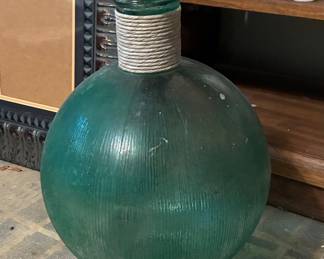 Carboy bottle