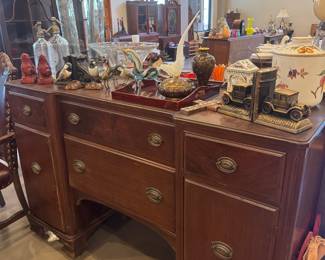 Vintage Mahogany Kneehole Sideboard