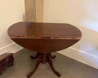 Drop Leaf Table