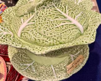 Majolica Style Ceramic Cabbage Leaf Turneen