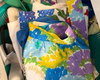 VINTAGE APRONS