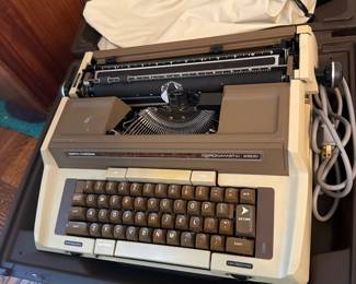 1980 Smith Corona 2500 Electric Type