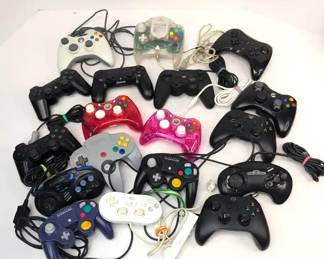 BB026 Video Game Controllers Mixed Platforms