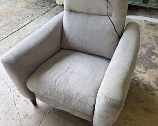 Dania electric recliner