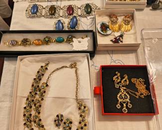 Lots of jewelry.  Limited entry, numbers up at 7AM