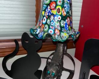 Cat lamp with tulip glass