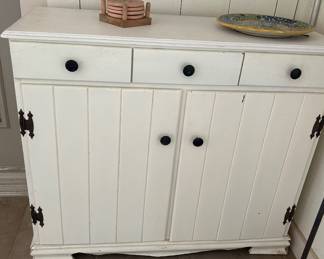 Outdoor cabinet