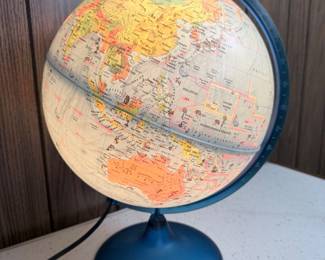 Vintage Working Illuminated World Globe