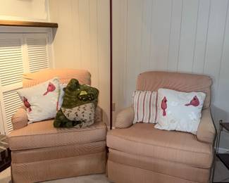 Beiderlack Vintage Orchard Farm Throw, Multiple Chairs, Recliners and Couch Pillows!